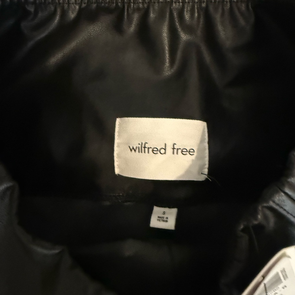 Wilfred Free Classic Black Outerwear